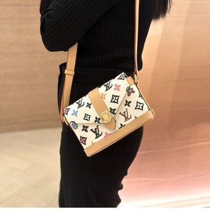 Louis Vuitton LV Tyler the Creator Envelope Wearable Wallet LE VANILLA